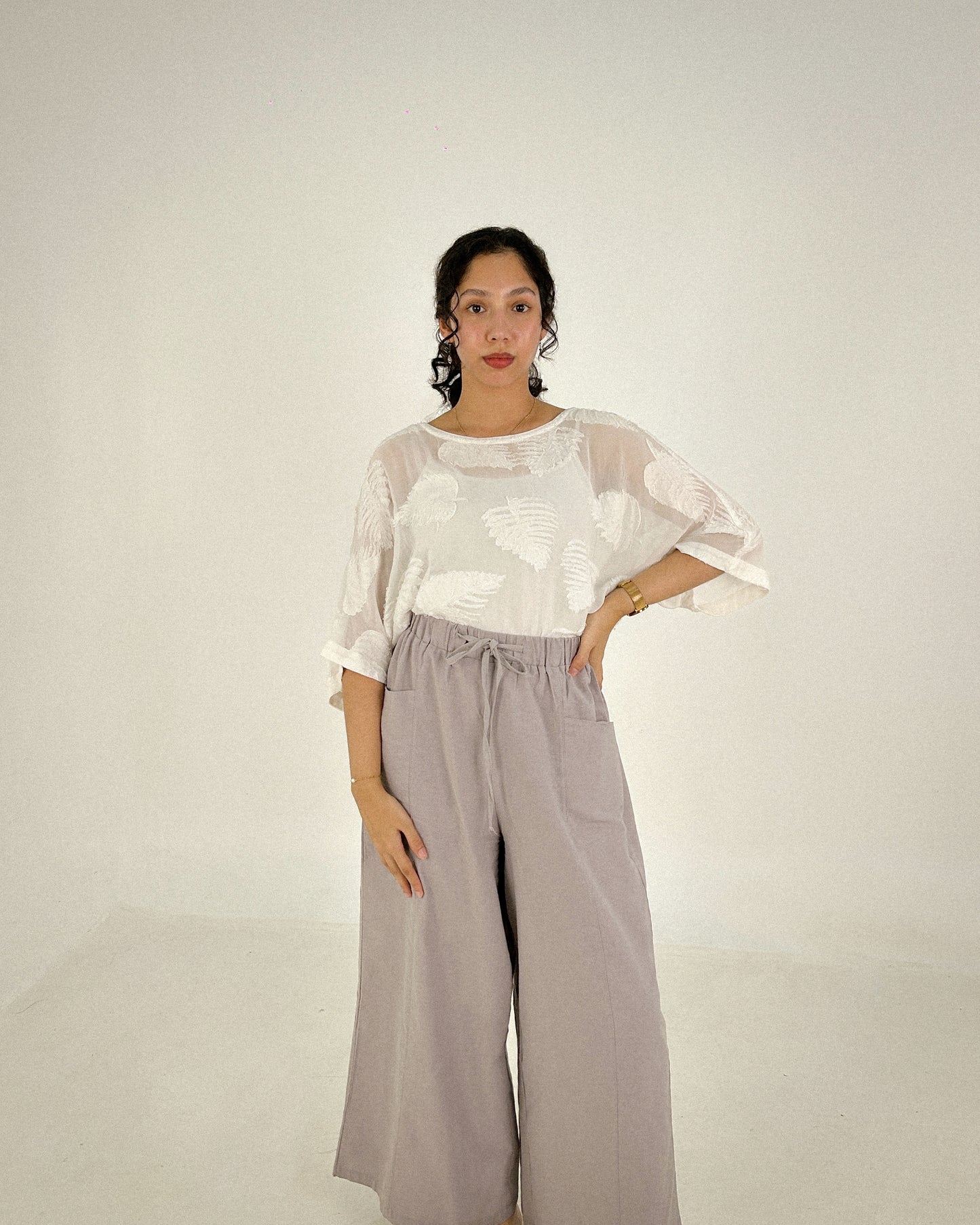 Liel Linen Pants in Grey